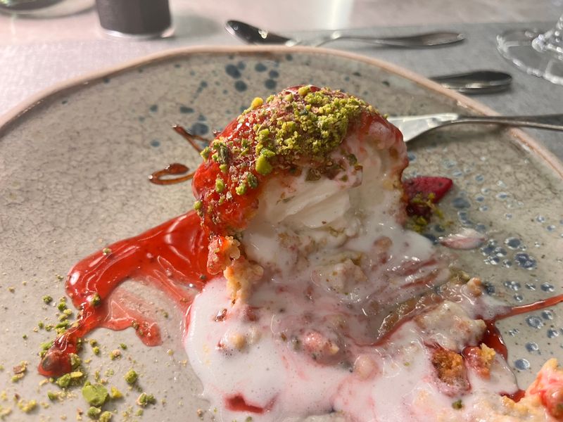 Cannoli Siciliani with ricotta cream and pistachio